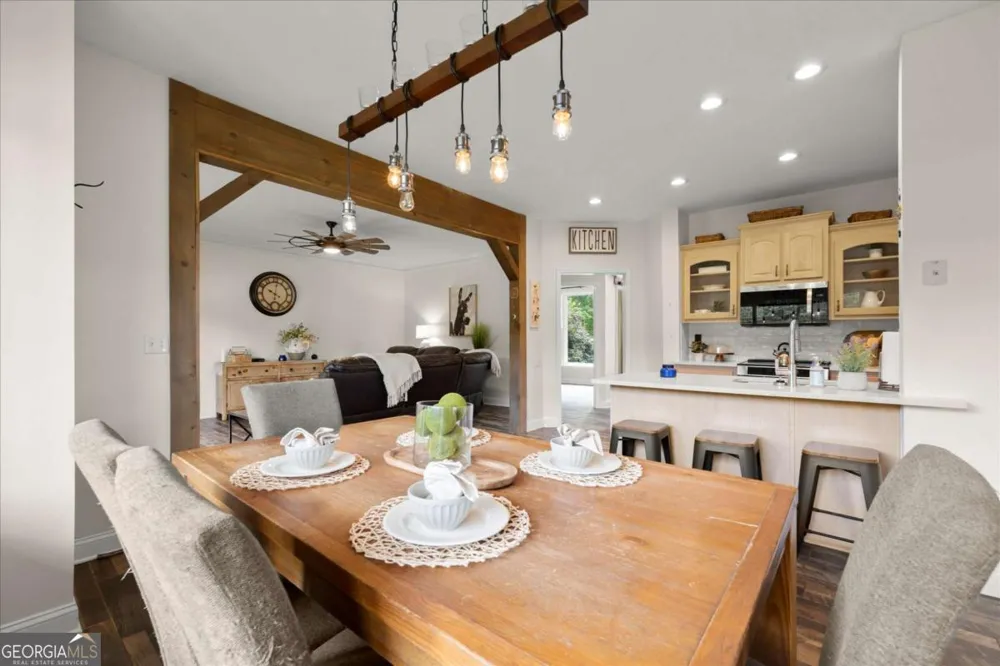 15 Hyalite RD E Dahlonega, GA 30533