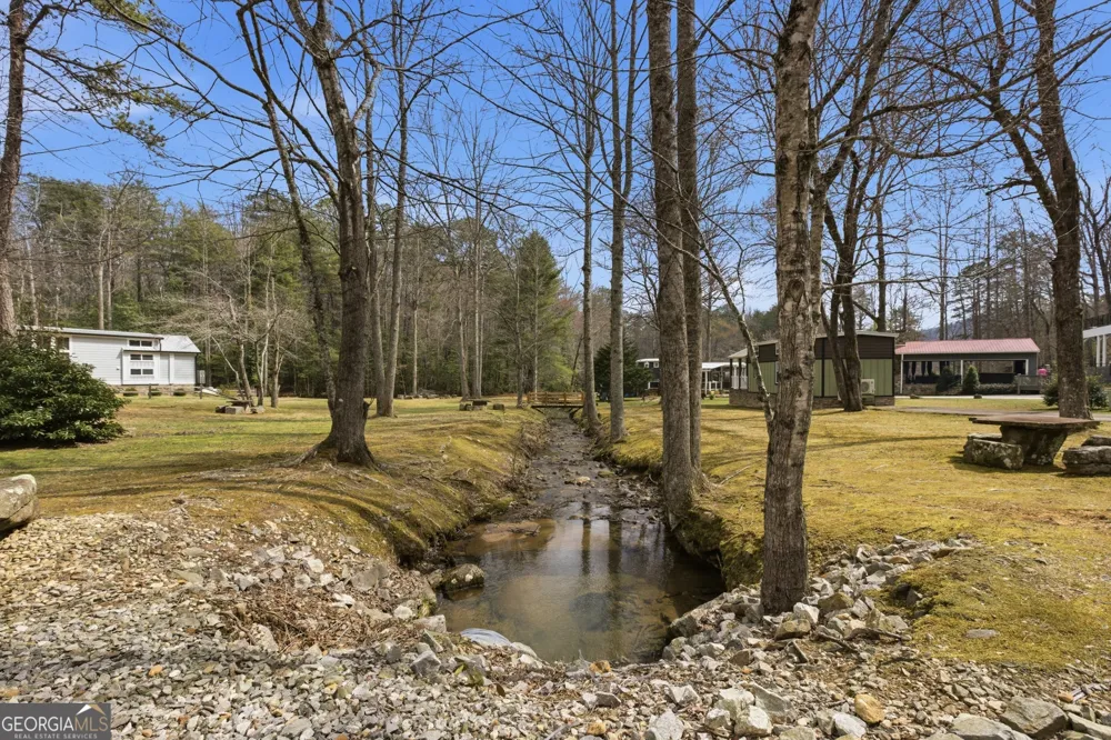 4960 Laurel Lodge RD Clarkesville, GA 30523