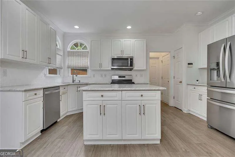 5009 Kendall STA NW Acworth, GA 30102