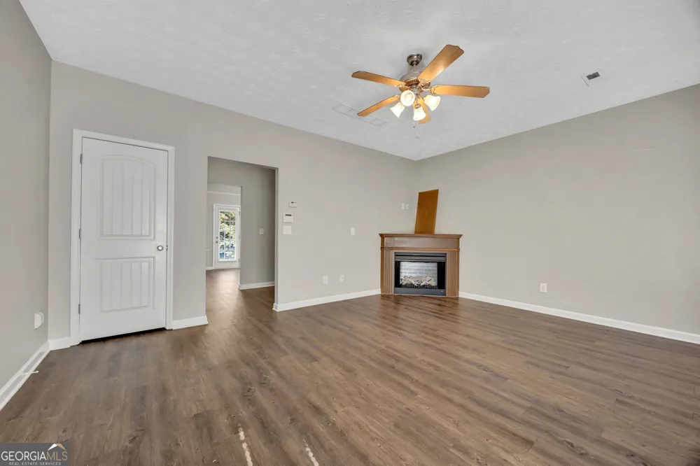 110 Colony Park Lane Locust Grove, GA 30248