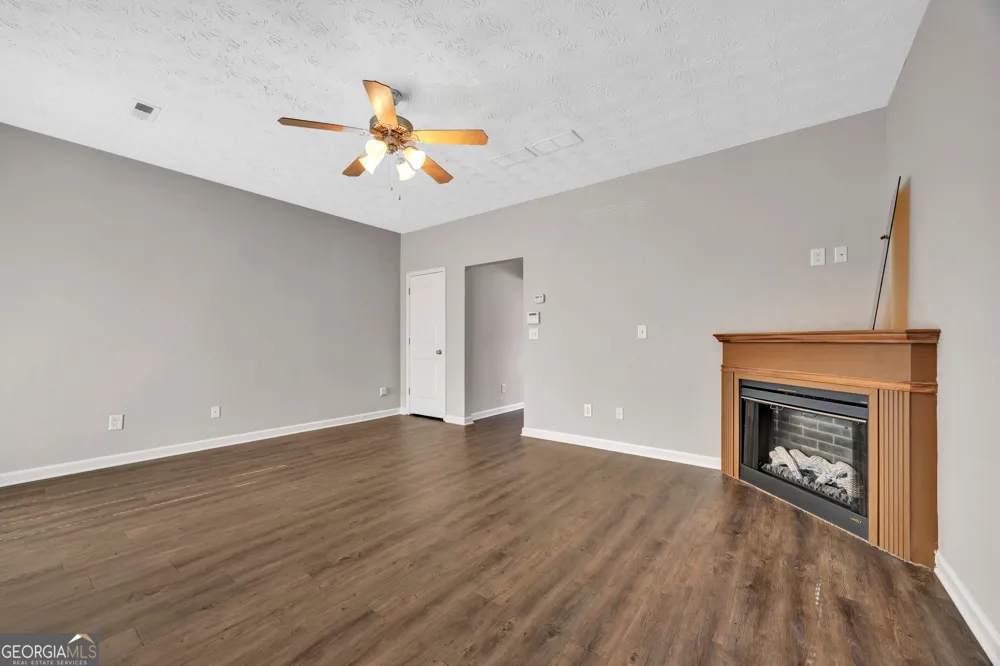 110 Colony Park Lane Locust Grove, GA 30248