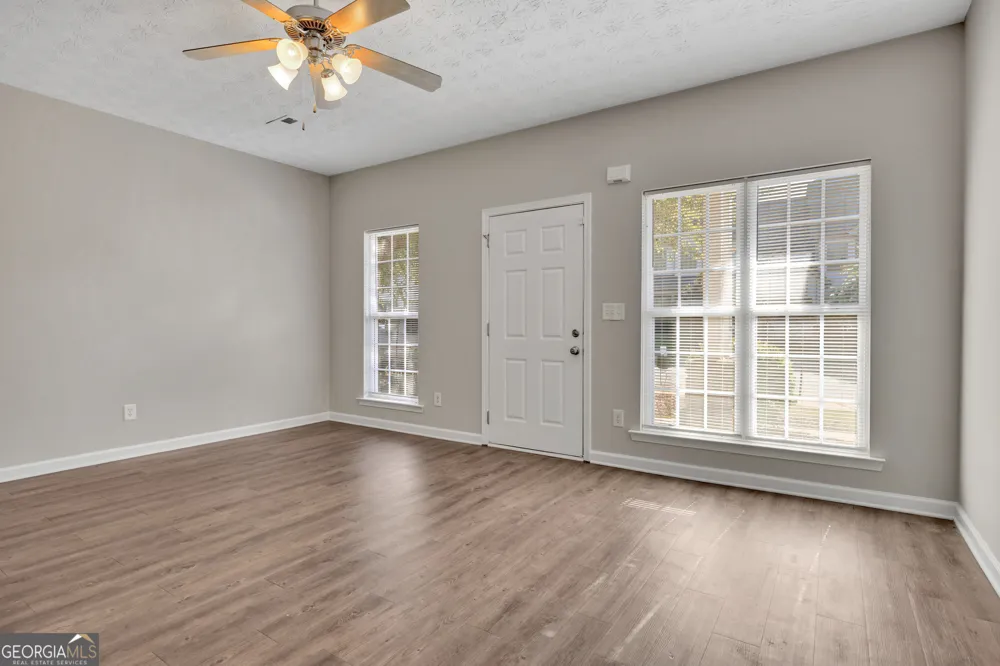 110 Colony Park Lane Locust Grove, GA 30248