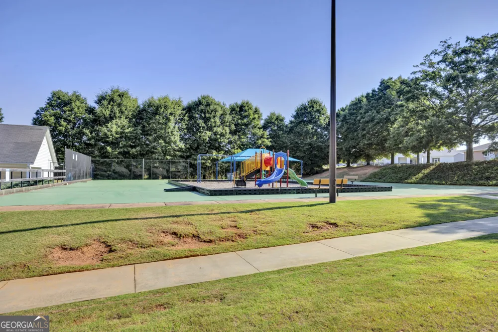 110 Colony Park Lane Locust Grove, GA 30248