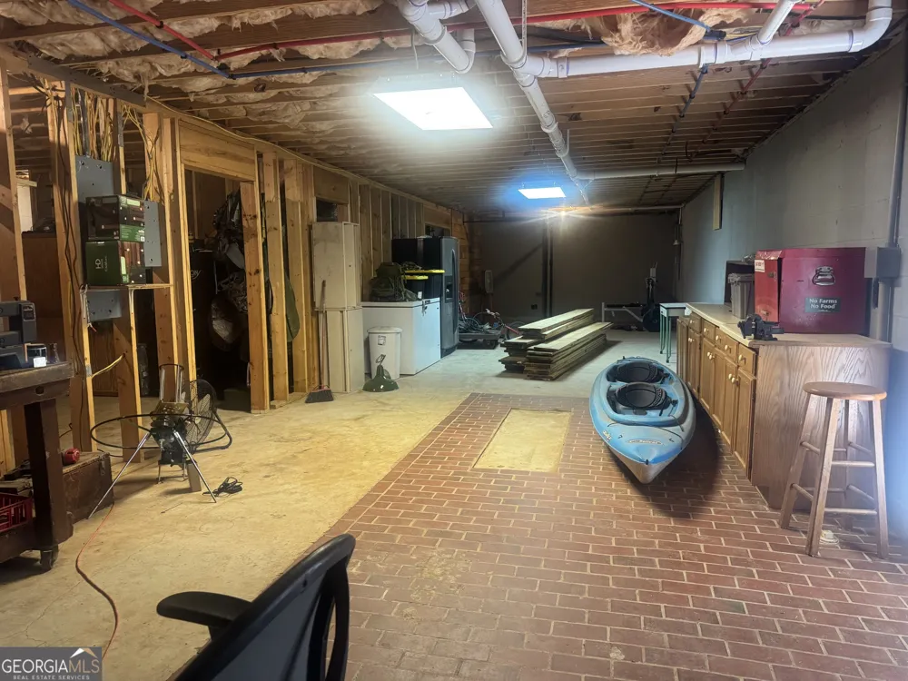 301 Thomas Wilson RD Roopville, GA 30170
