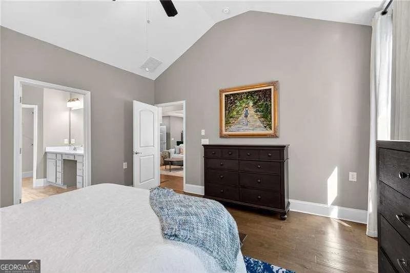 527 Margaret LN Woodstock, GA 30188