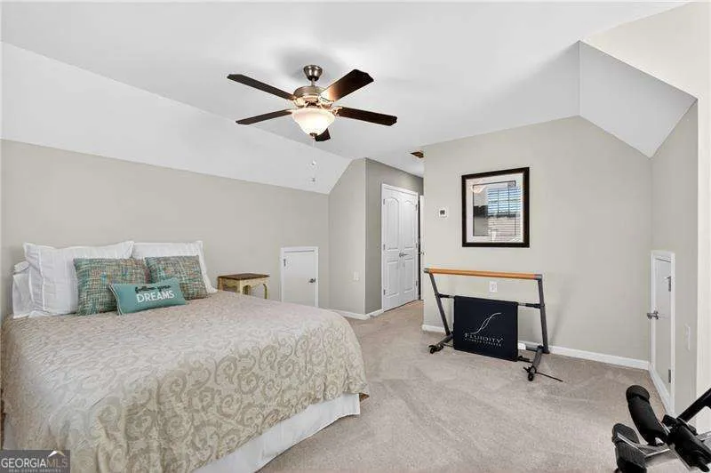 527 Margaret LN Woodstock, GA 30188