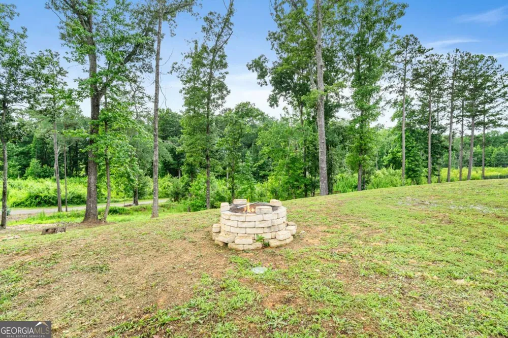 118 Whitley XING Rockmart, GA 30153