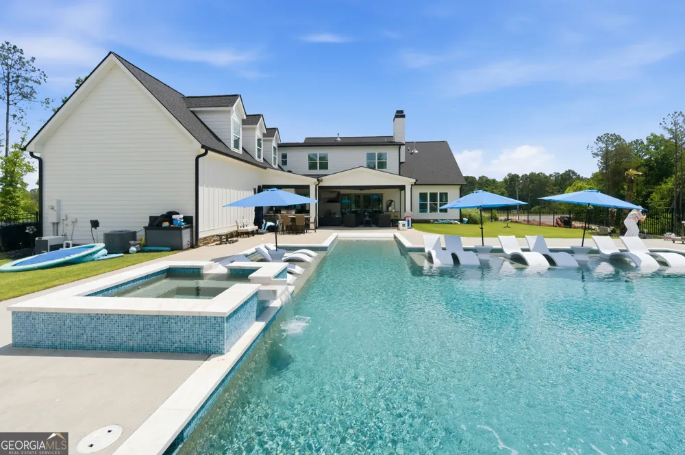 4577 Yellow Creek RD Ball Ground, GA 30107