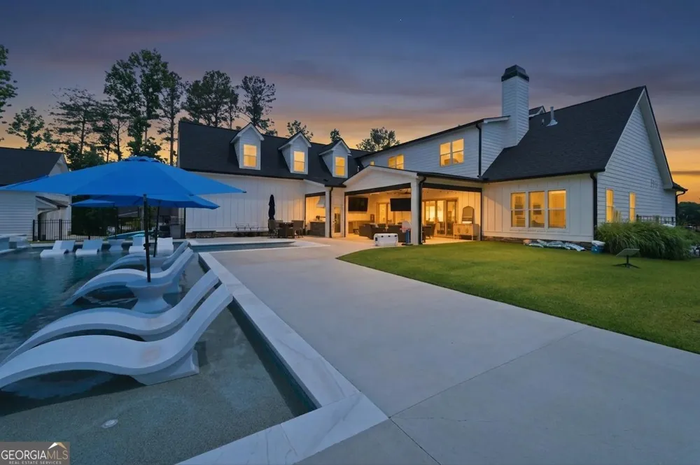 4577 Yellow Creek RD Ball Ground, GA 30107