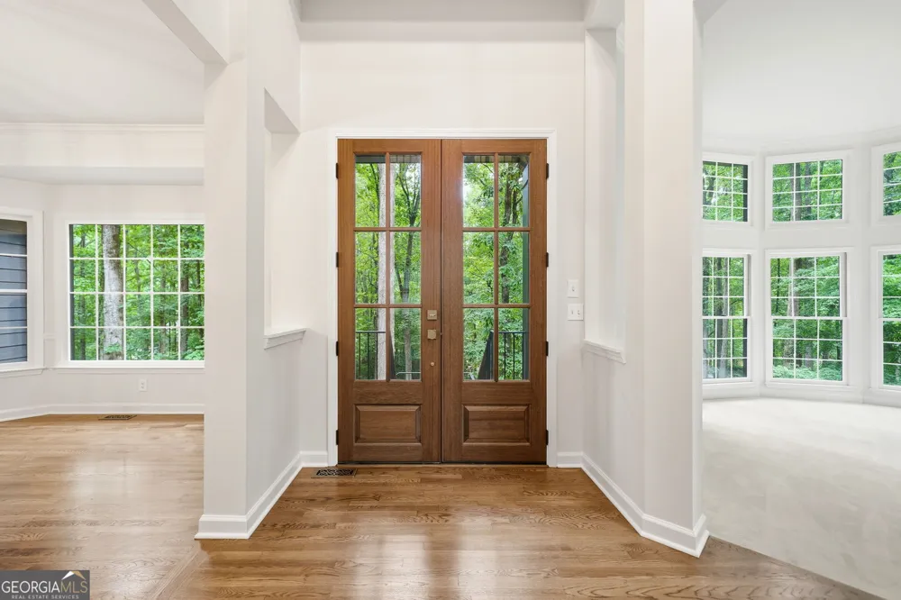 550 Eagles Landing DR Alpharetta, GA 30004