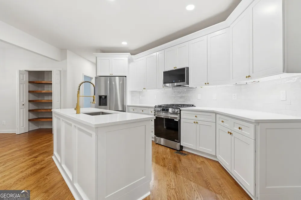 550 Eagles Landing DR Alpharetta, GA 30004