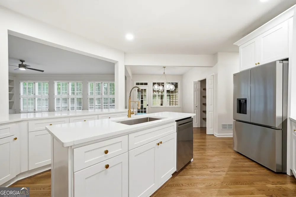550 Eagles Landing DR Alpharetta, GA 30004