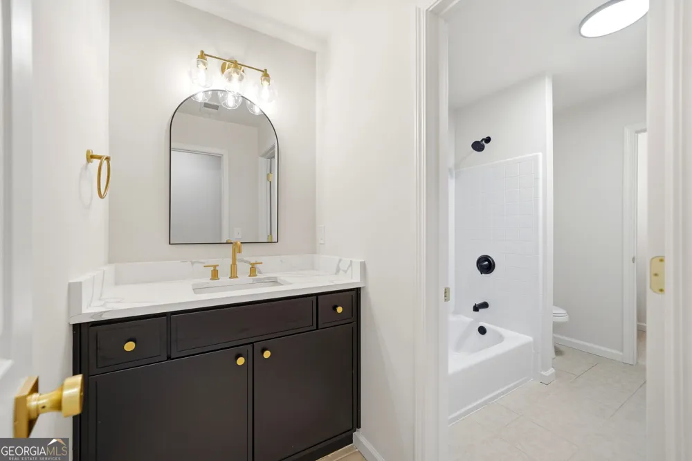 550 Eagles Landing DR Alpharetta, GA 30004