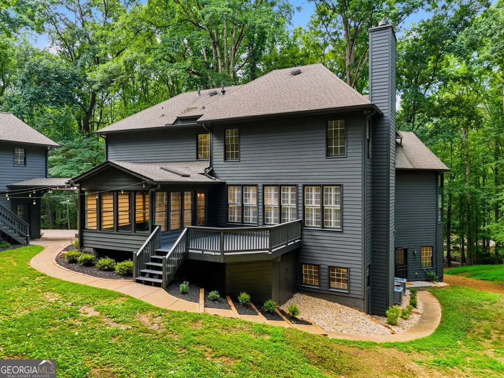 550 Eagles Landing DR Alpharetta, GA 30004