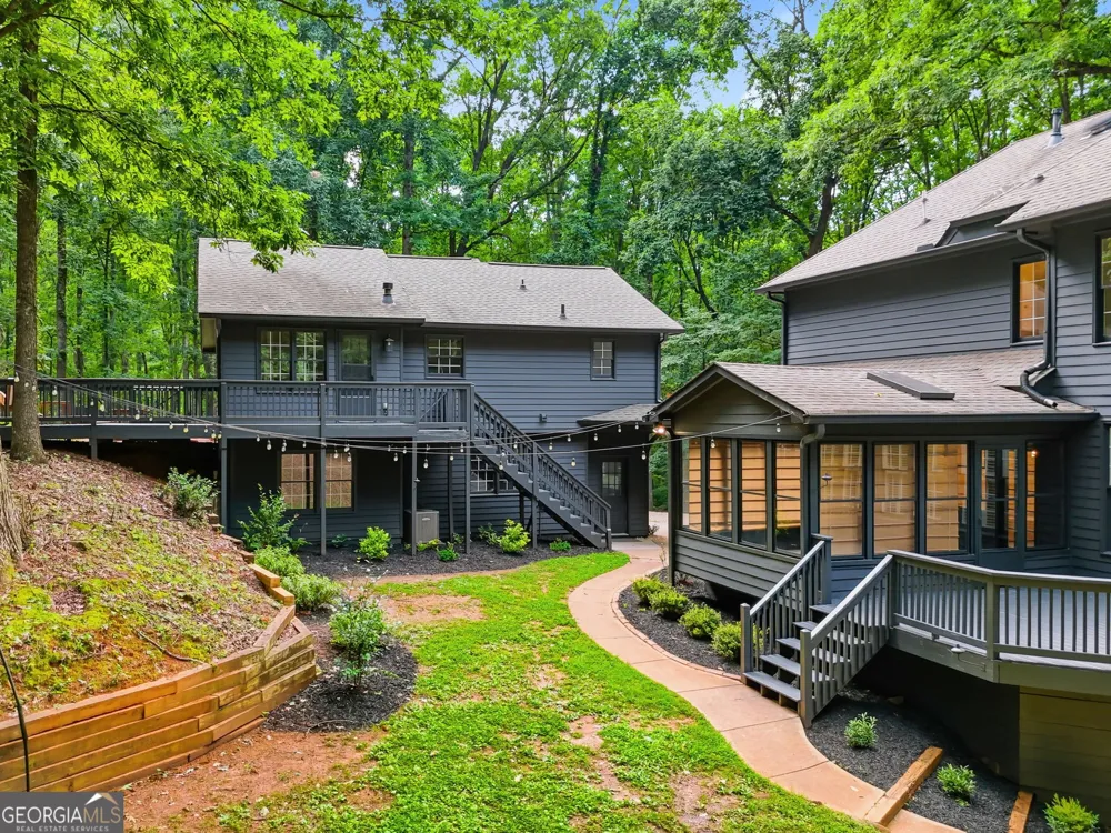 550 Eagles Landing DR Alpharetta, GA 30004