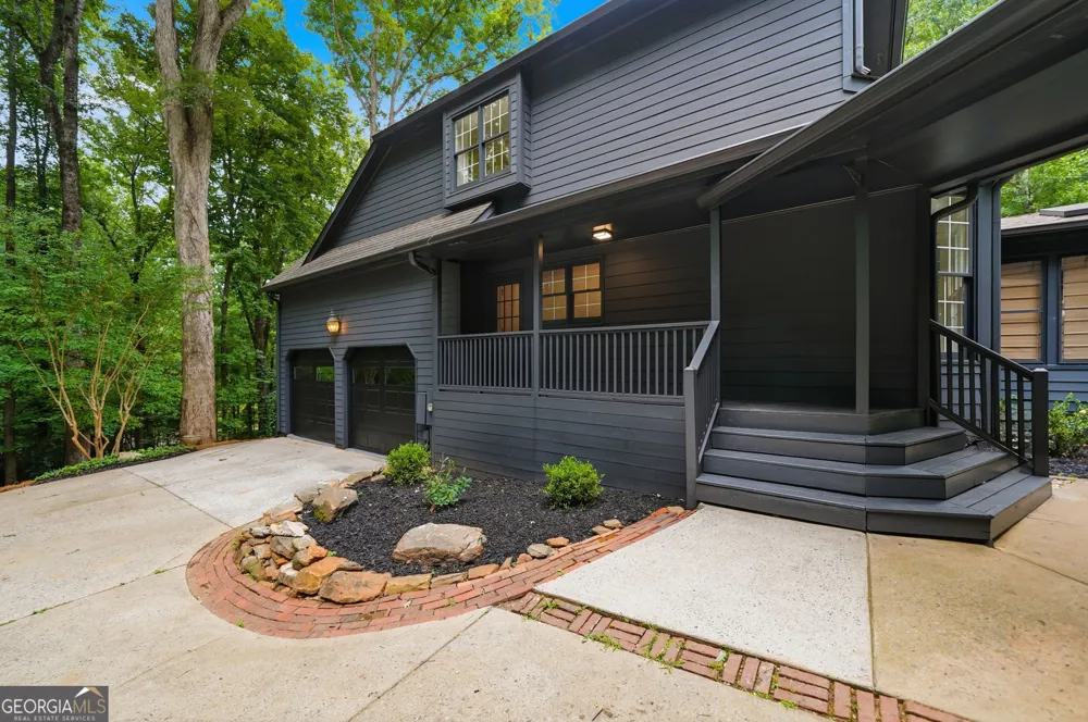 550 Eagles Landing DR Alpharetta, GA 30004