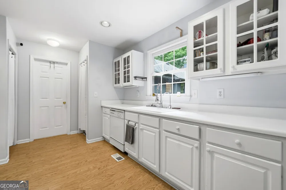 550 Eagles Landing DR Alpharetta, GA 30004