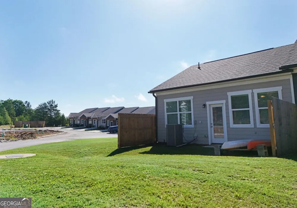 25 Grove LOOP Blue Ridge, GA 30513