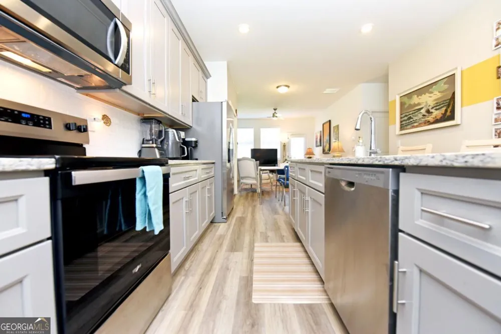 25 Grove LOOP Blue Ridge, GA 30513