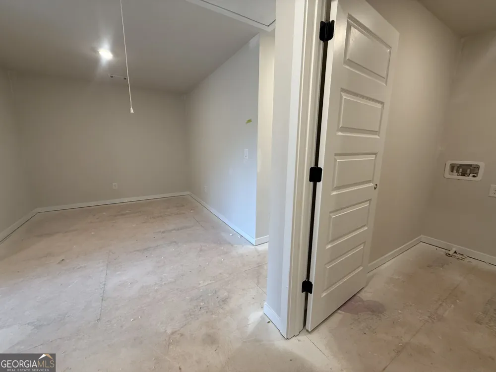 283 Brook Landing CIR Auburn, GA 30011