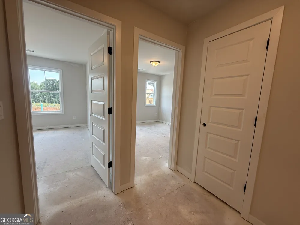 283 Brook Landing CIR Auburn, GA 30011