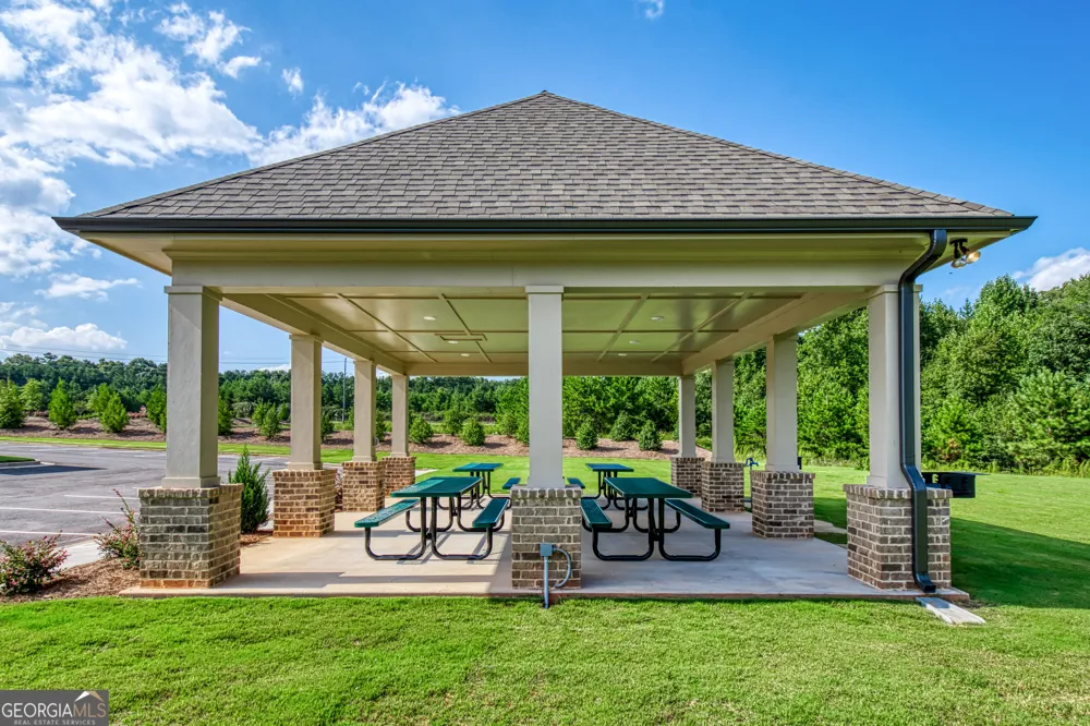 283 Brook Landing CIR Auburn, GA 30011