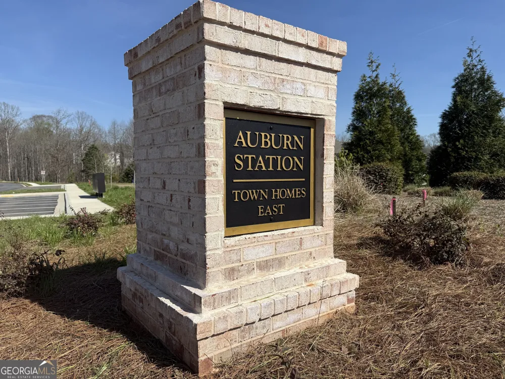 283 Brook Landing CIR Auburn, GA 30011
