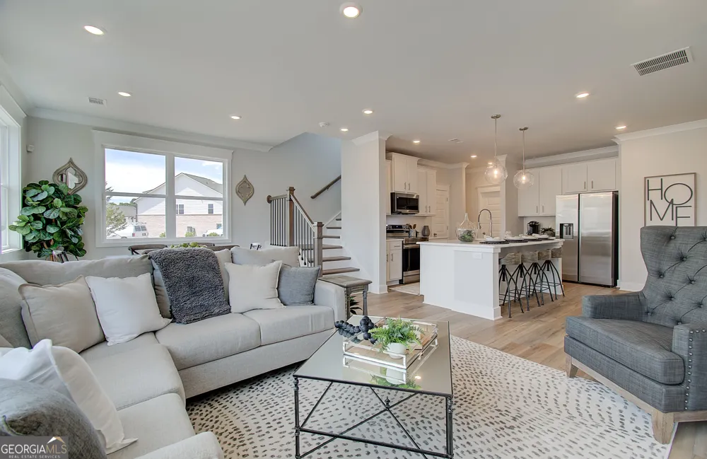 283 Brook Landing CIR Auburn, GA 30011