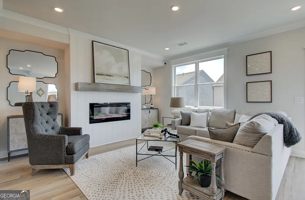 283 Brook Landing CIR Auburn, GA 30011
