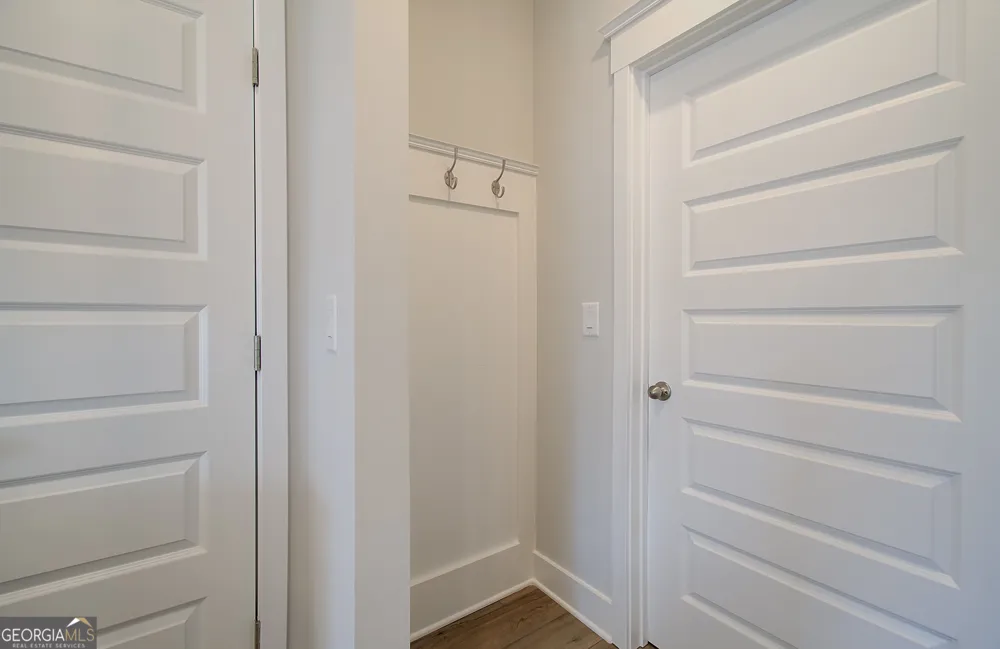 283 Brook Landing CIR Auburn, GA 30011