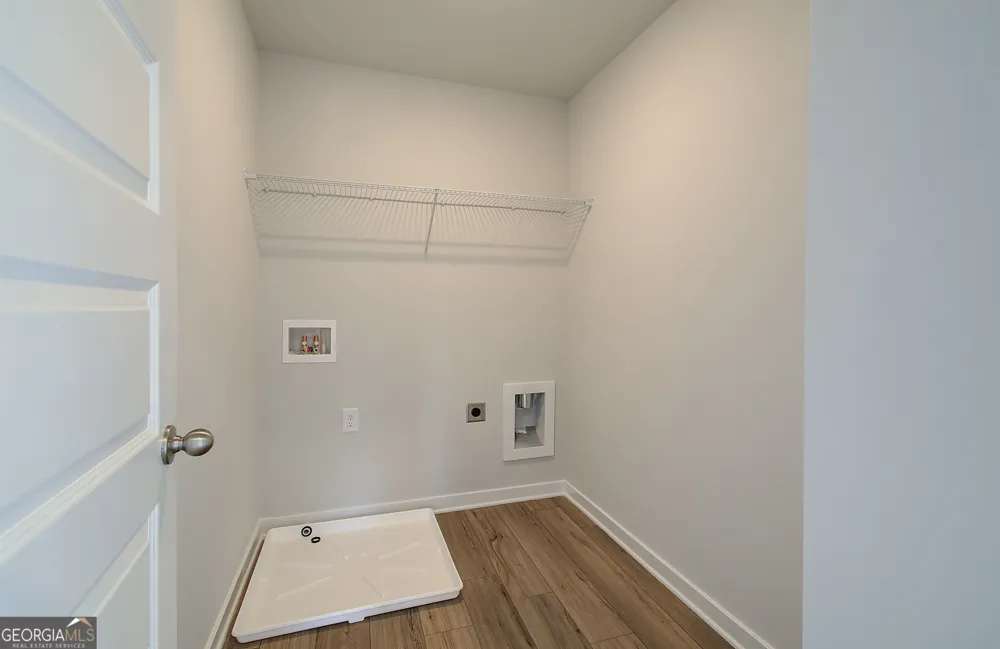 283 Brook Landing CIR Auburn, GA 30011