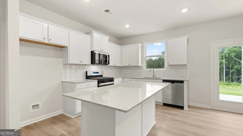 6287 Hallsley DR South Fulton, GA 30349