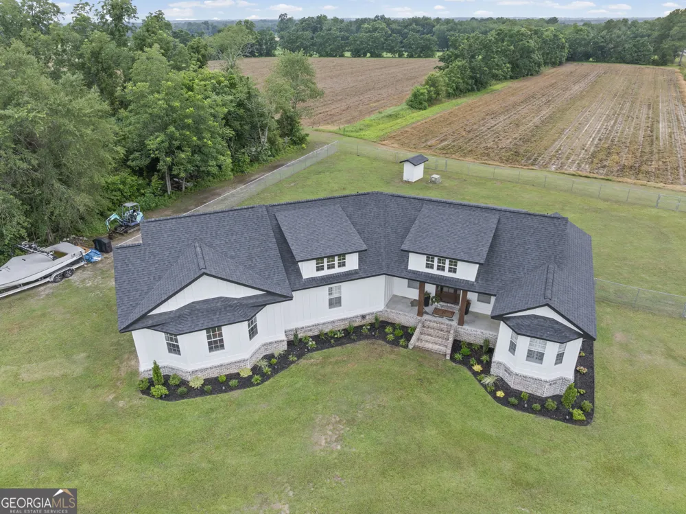423 Cromer RD Tifton, GA 31793