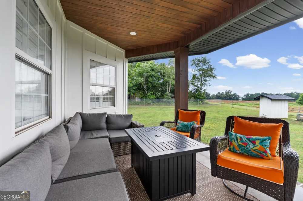 423 Cromer RD Tifton, GA 31793