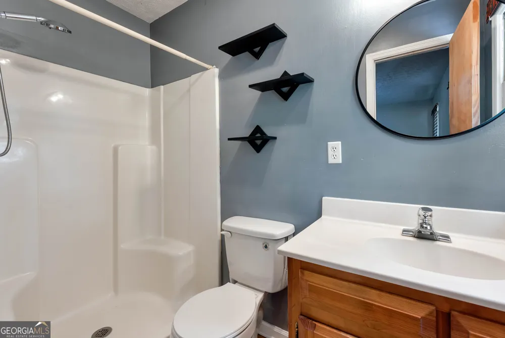 73 Kellogg DR Colbert, GA 30628