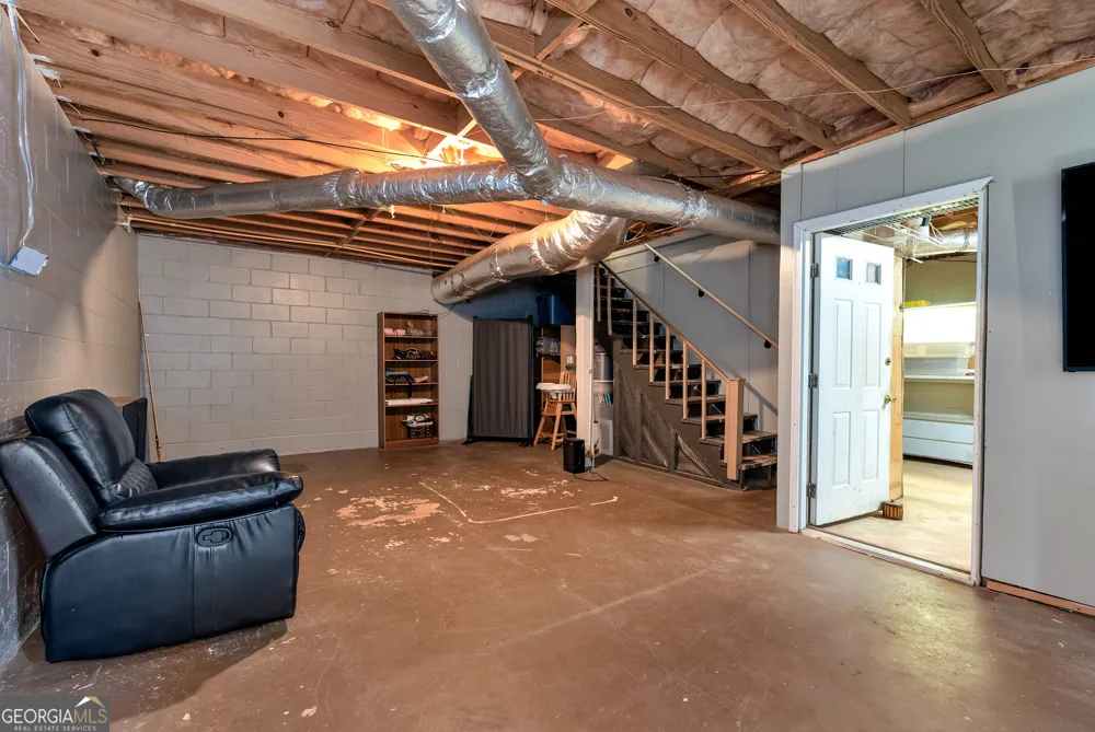 73 Kellogg DR Colbert, GA 30628
