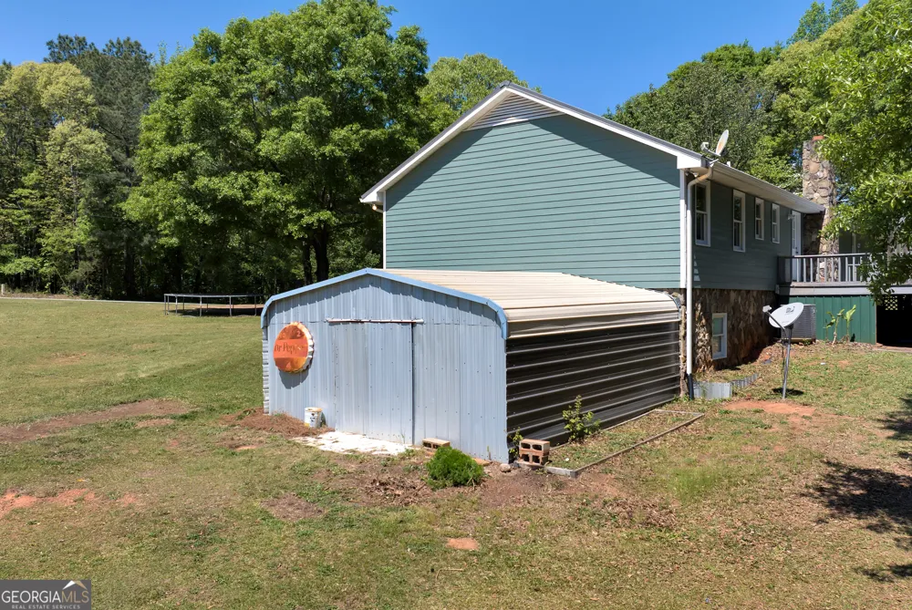 73 Kellogg DR Colbert, GA 30628