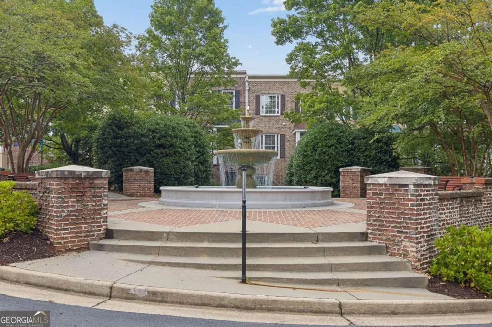 997 Pearl PT Sandy Springs, GA 30328