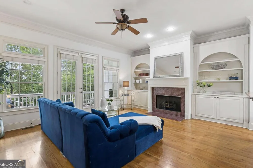 997 Pearl PT Sandy Springs, GA 30328