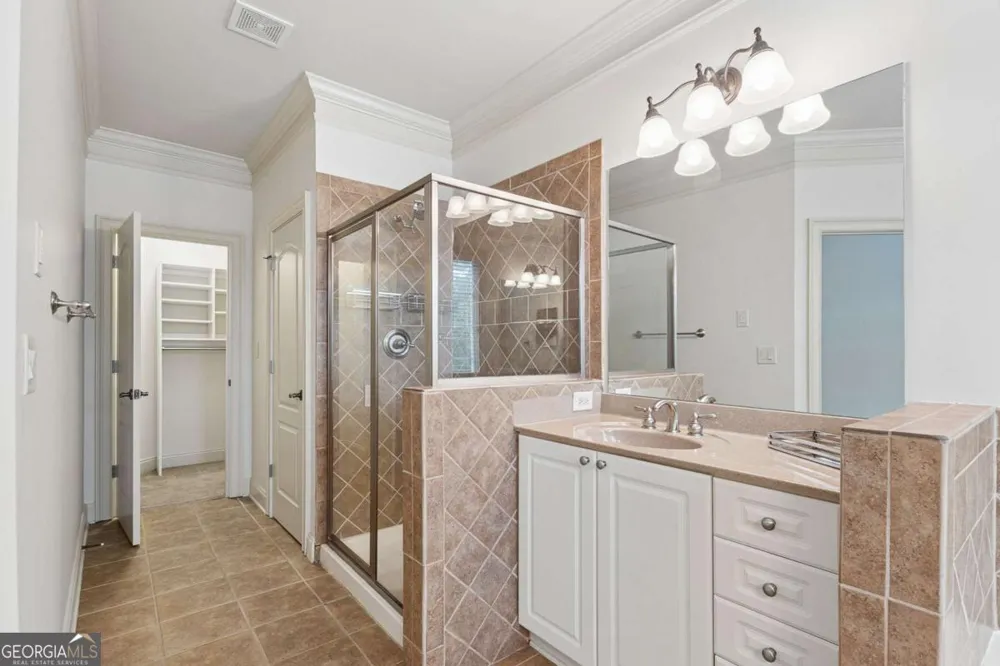 997 Pearl PT Sandy Springs, GA 30328