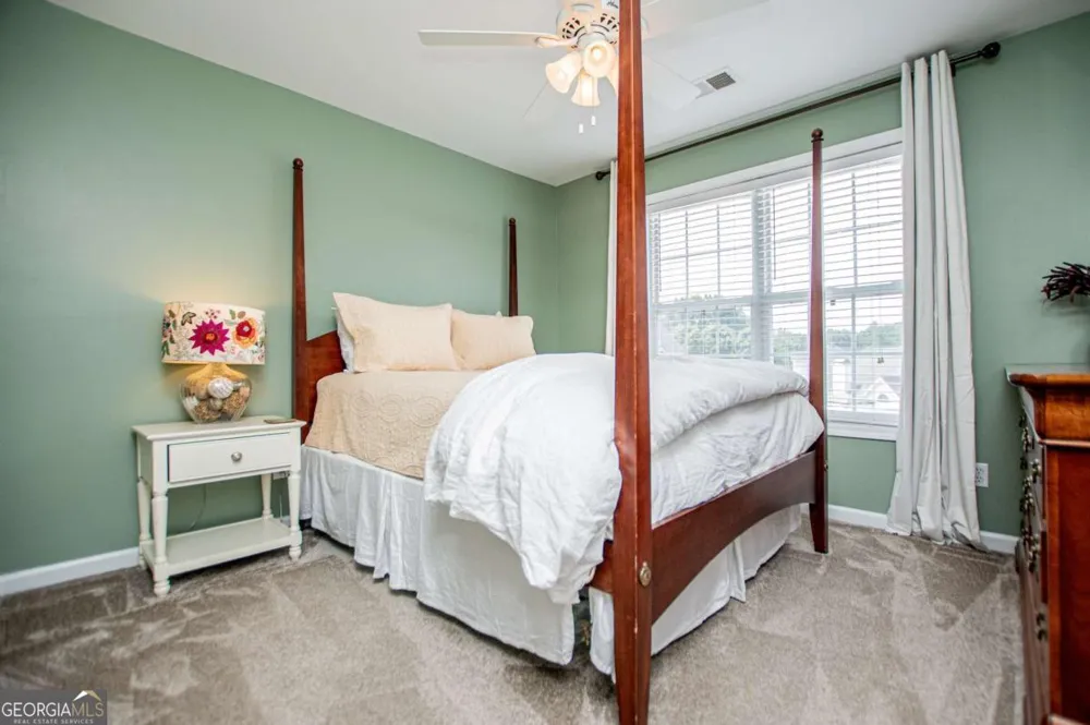 105 Meadow Side CT Carrollton, GA 30116