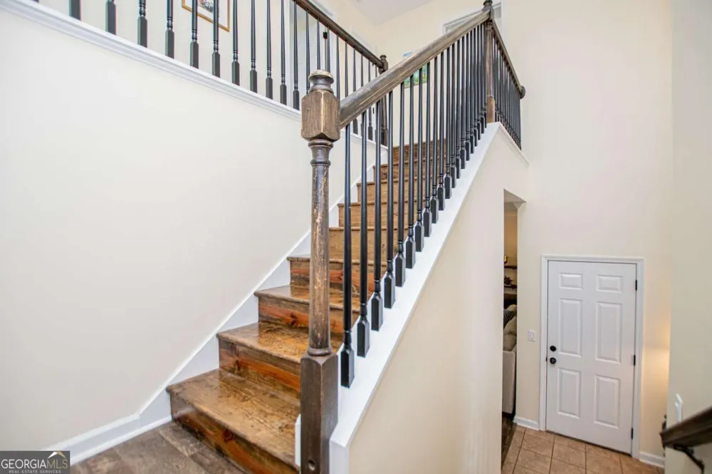 105 Meadow Side CT Carrollton, GA 30116