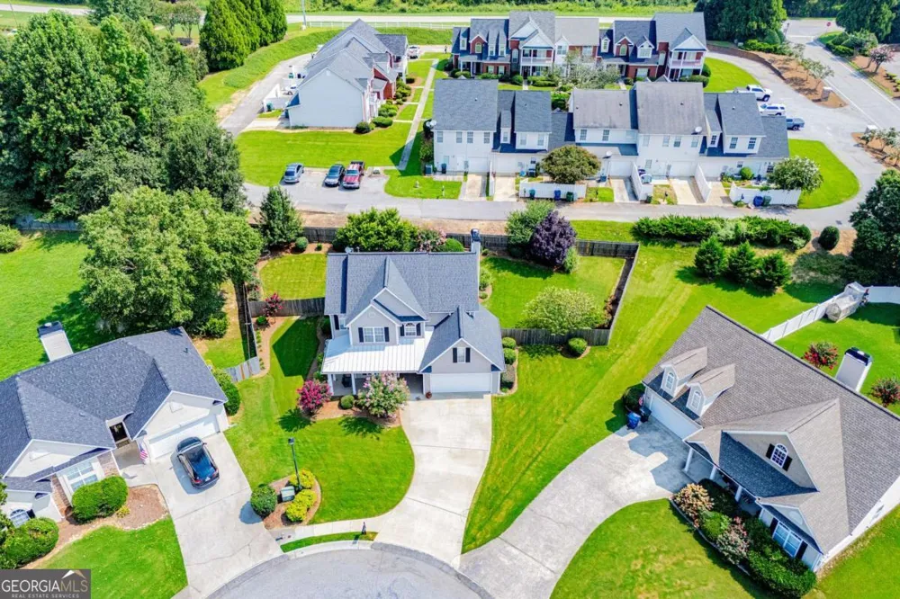 105 Meadow Side CT Carrollton, GA 30116