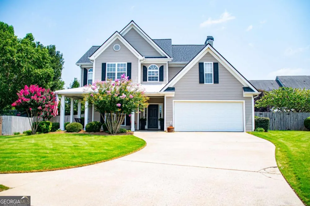 105 Meadow Side CT Carrollton, GA 30116