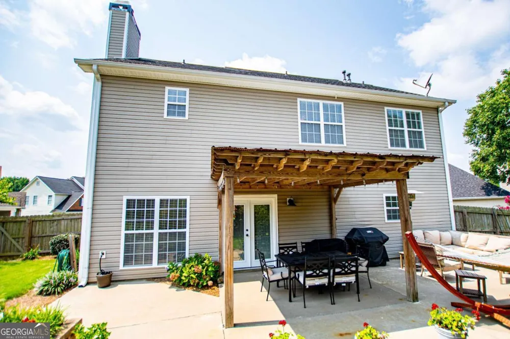 105 Meadow Side CT Carrollton, GA 30116
