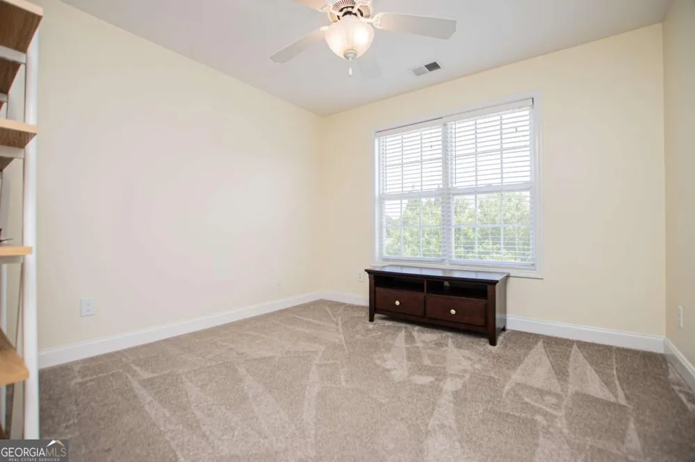 105 Meadow Side CT Carrollton, GA 30116