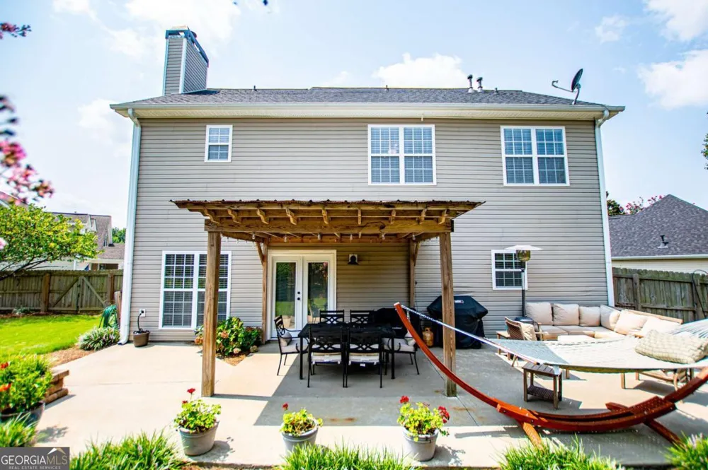 105 Meadow Side CT Carrollton, GA 30116