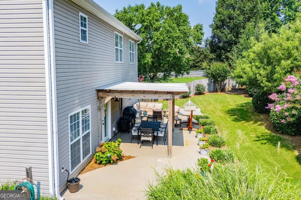 105 Meadow Side CT Carrollton, GA 30116