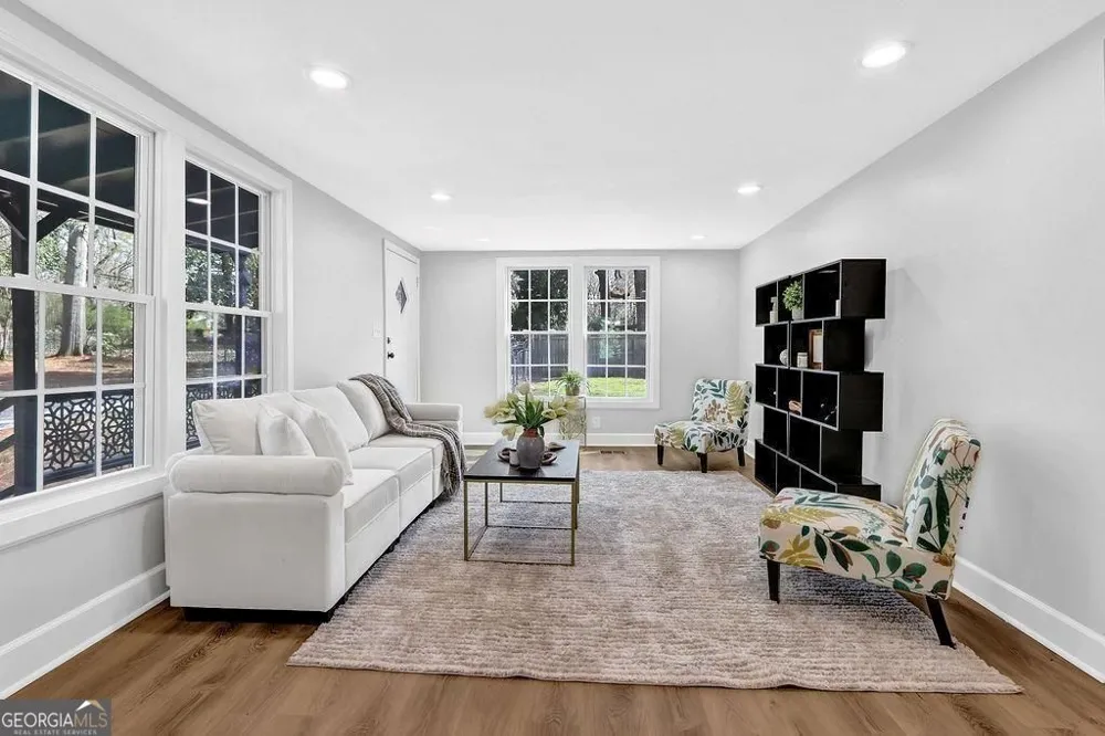 5121 Central DR Stone Mountain, GA 30083