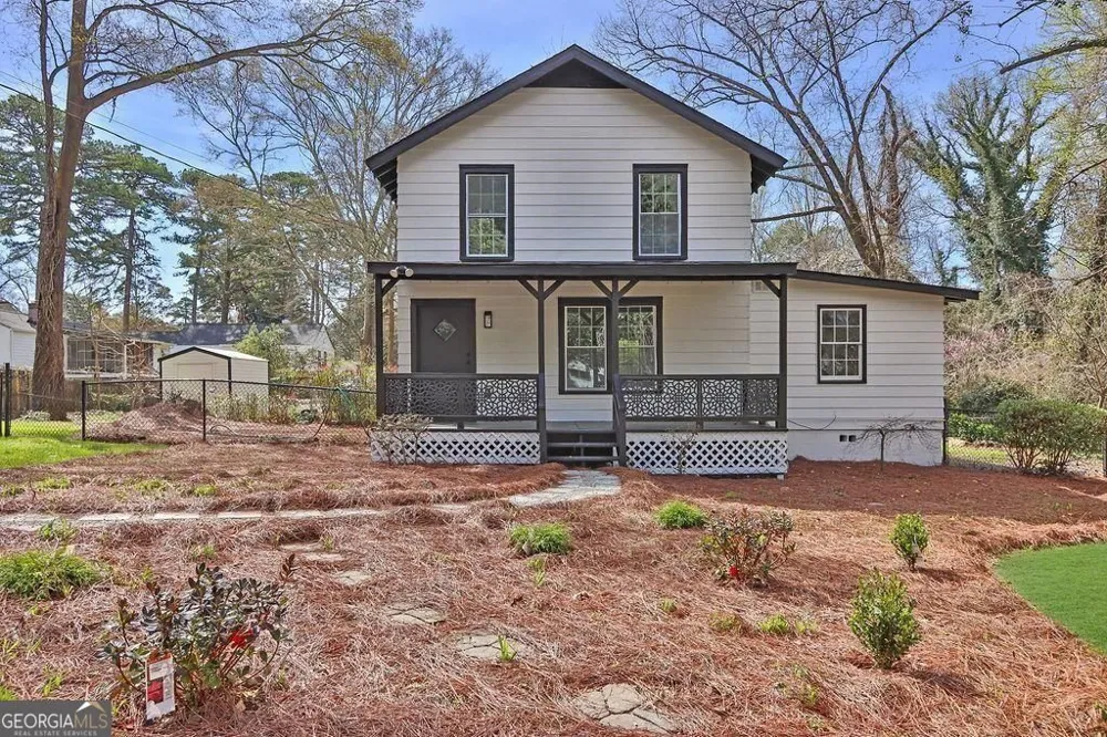 5121 Central DR Stone Mountain, GA 30083